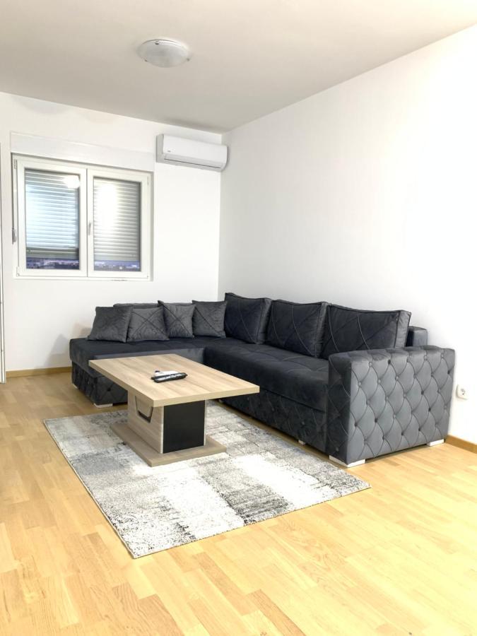Apartment 45M2 Podgorica Luaran gambar